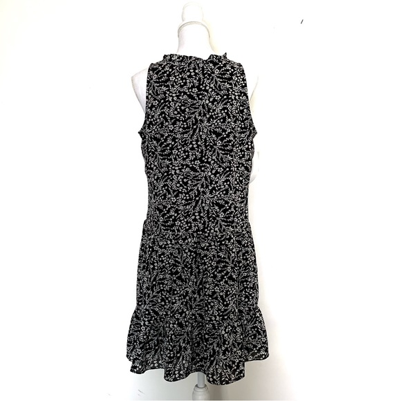 NWOT SANCTUARY SLEEVELESS DRESS WITH WHITE FLOWERS PRINT - Picture 4 of 12